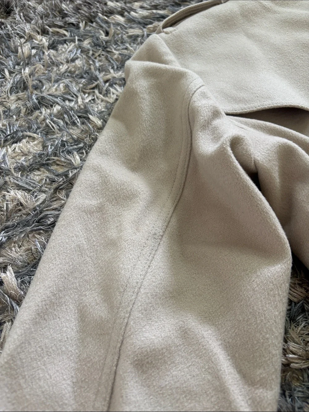Burberry Light Beige Double-Breasted Trench Coat with Belt, Wool & Cashmere US10 - Picture 15 of 16